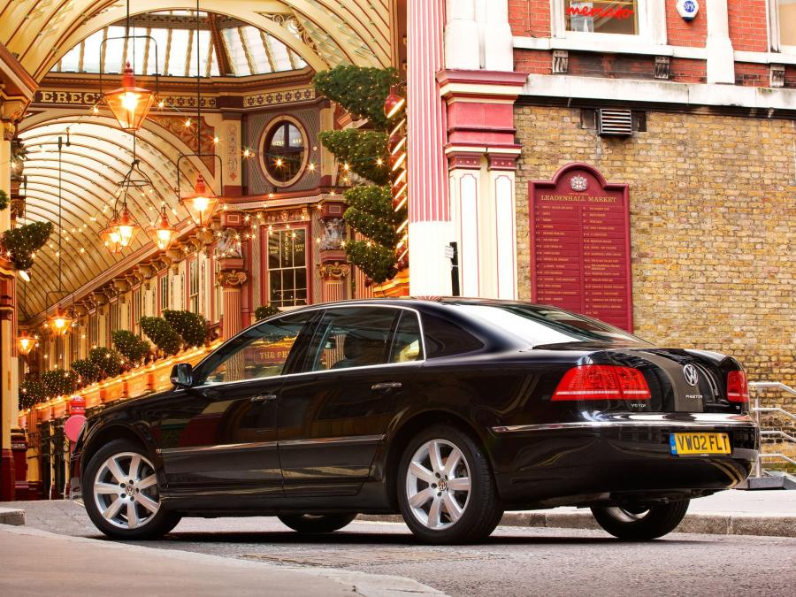  Volkswagen Phaeton V6 TDi 2010 года  (UK) (фото 9 из 12)